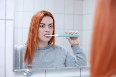 Periajul dentar și curățirea dinților. Prevenirea cariilor